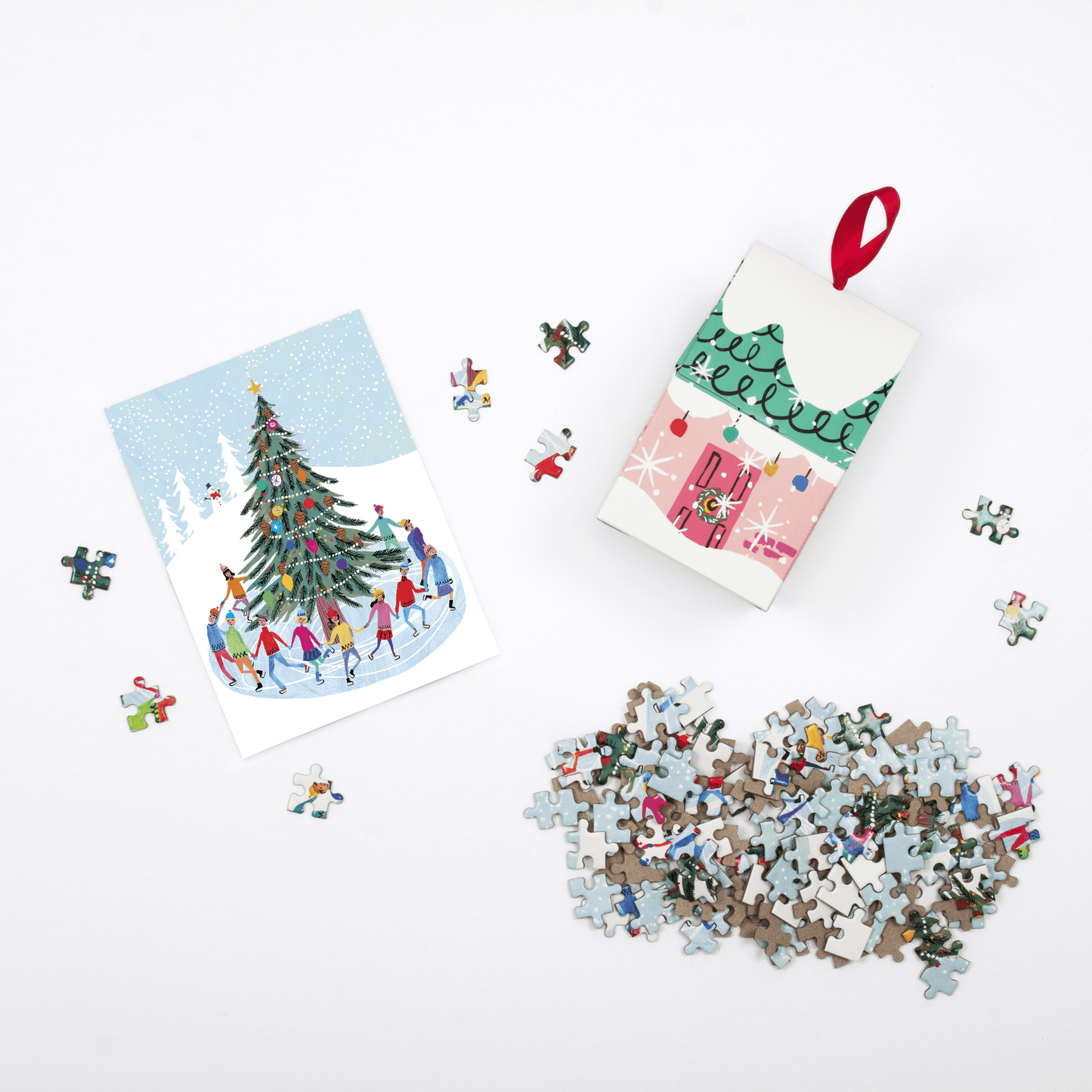 Korcsolyázók - karácsonyfadísz Galison 130 darabos kirakó puzzle (GA - 9780735370159) - puzzlegarden