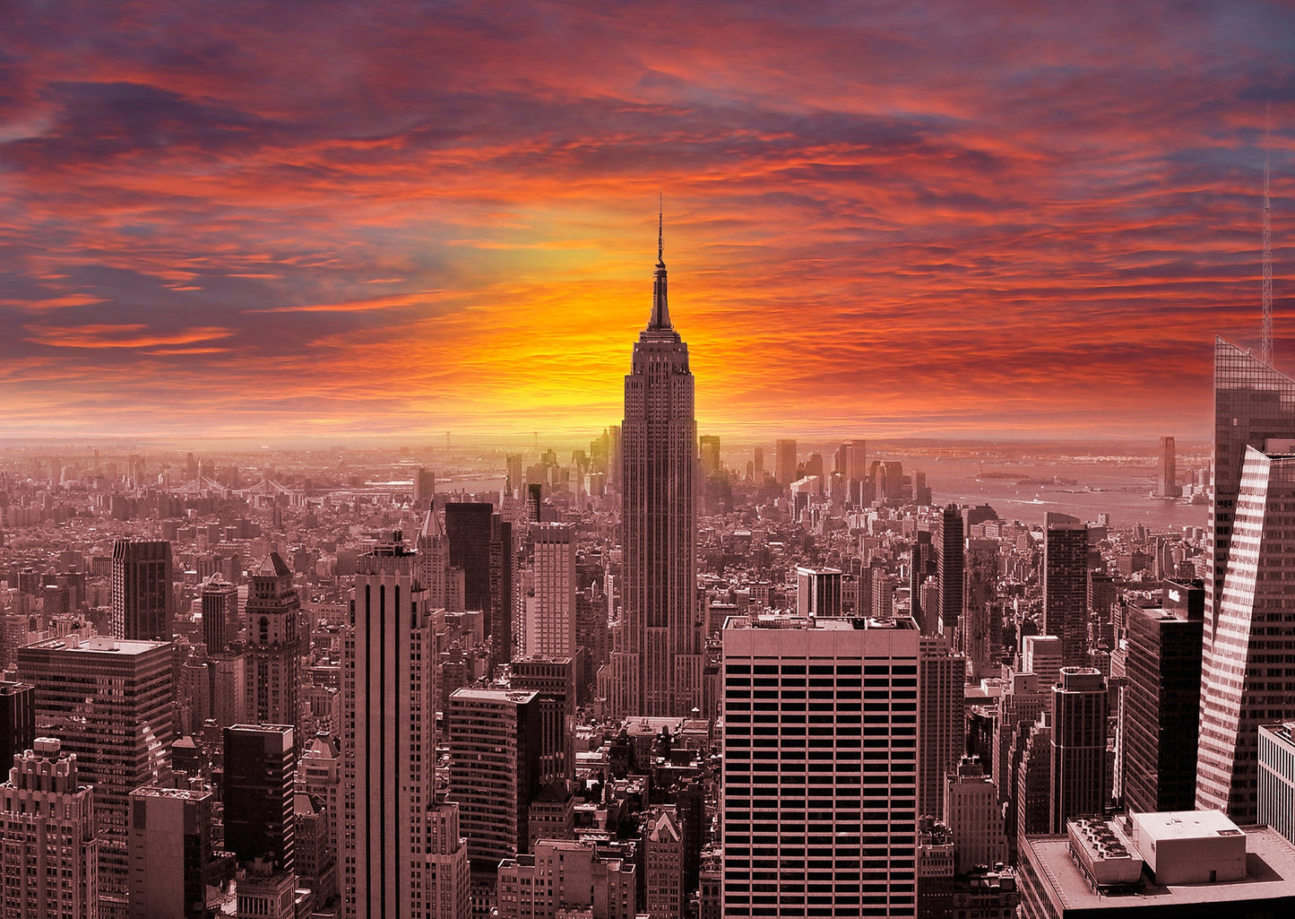 Naplemente New York Felhőkarcolói Felett Enjoy 1000 darabos kirakó puzzle (EN - 1068) - puzzlegarden