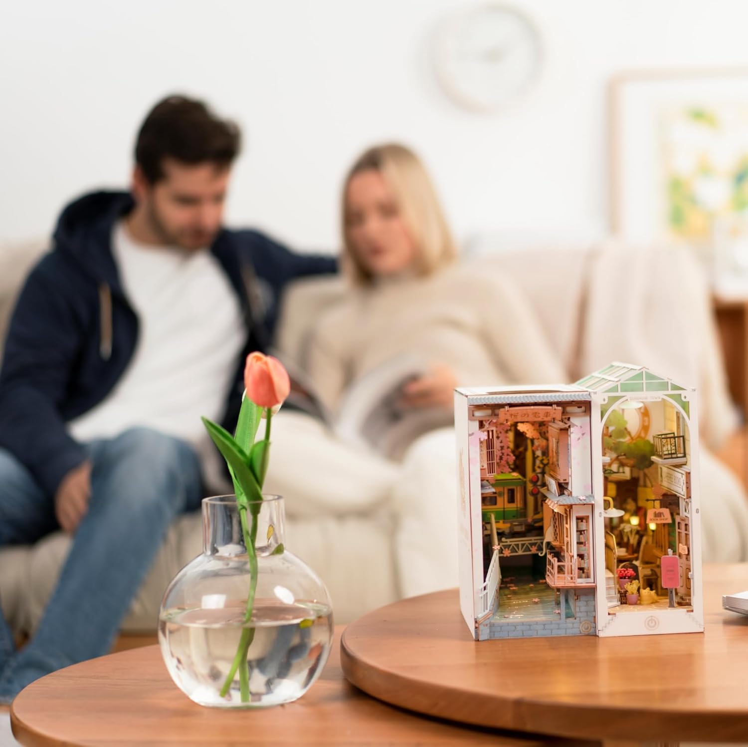 Rolife - Sakura Expressz Könyvkuckó Robotime 340 darabos kirakó puzzle (RO - TGB01) - puzzlegarden