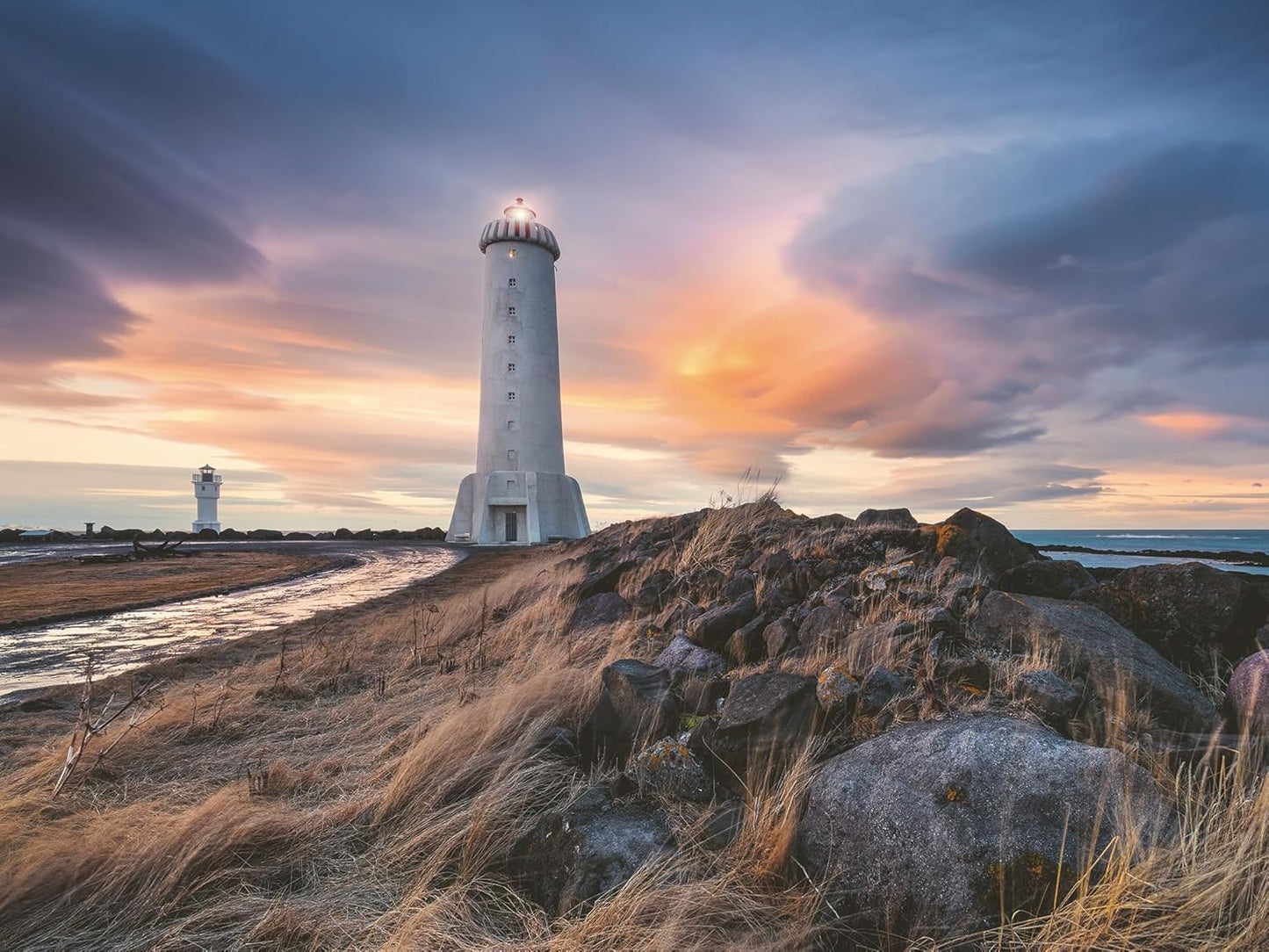 Szélfútta égbolt, Akranes világítótorony – Izland Ravensburger 1500 darabos kirakó puzzle (RA - 12000732 4005555007326) - puzzlegarden