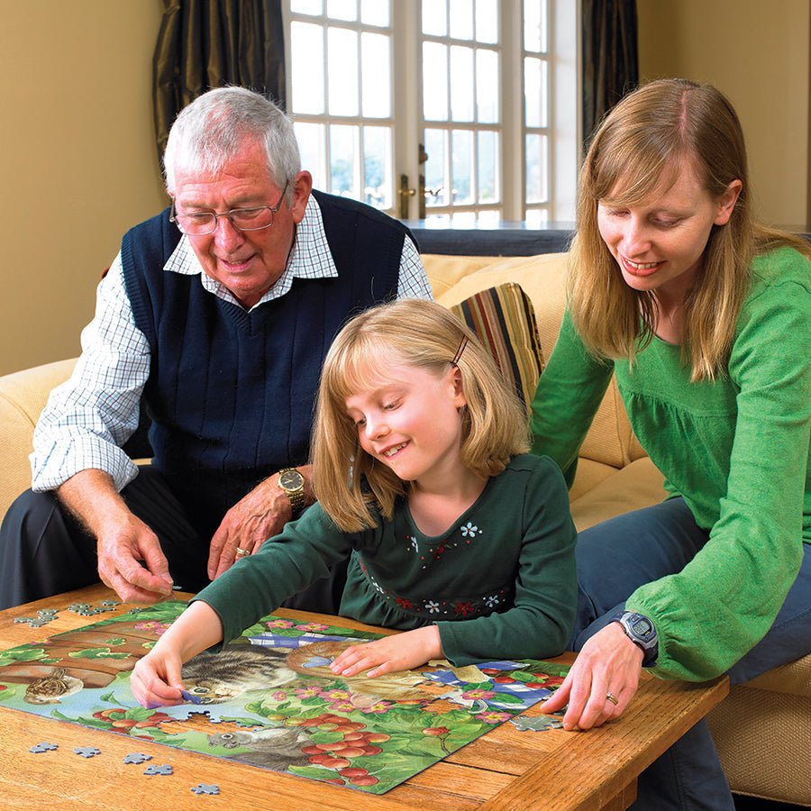 A cseresznyefa alatt Cobble Hill 350 darabos kirakó puzzle (CH - 47039) - puzzlegarden