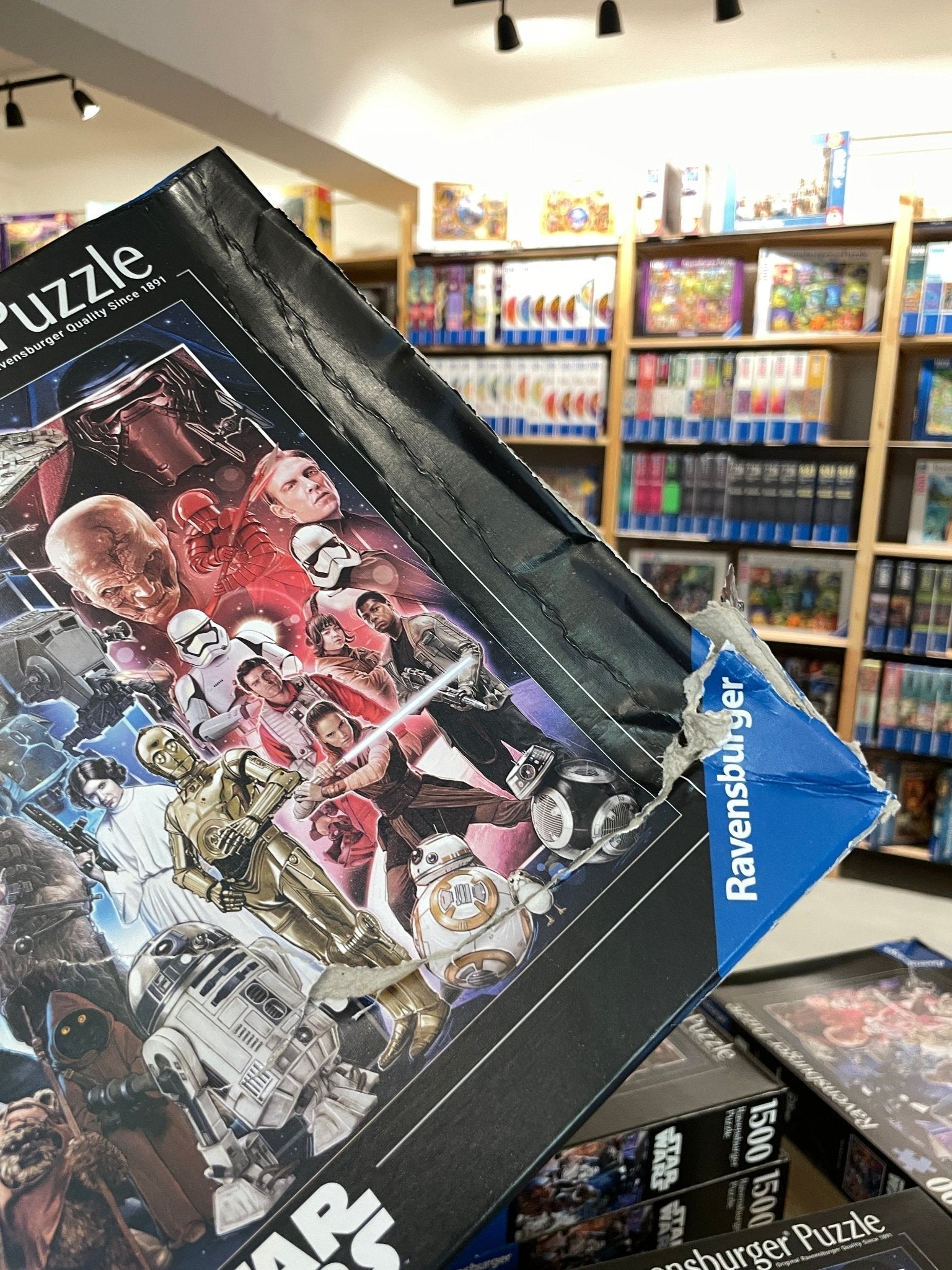 Csillagok Háborúja Univerzum Ravensburger 1500 darabos kirakó puzzle (RA-12000714) - puzzlegarden